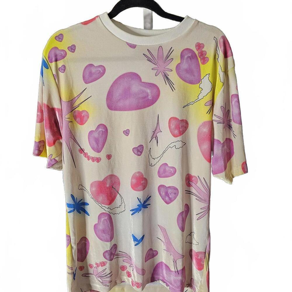 Liberal Youth Ministry Graphic T-Shirt with Heart and Abstract Print